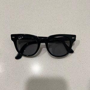 Classic Ray-ban RB2168 polarized black unisex sunglasses